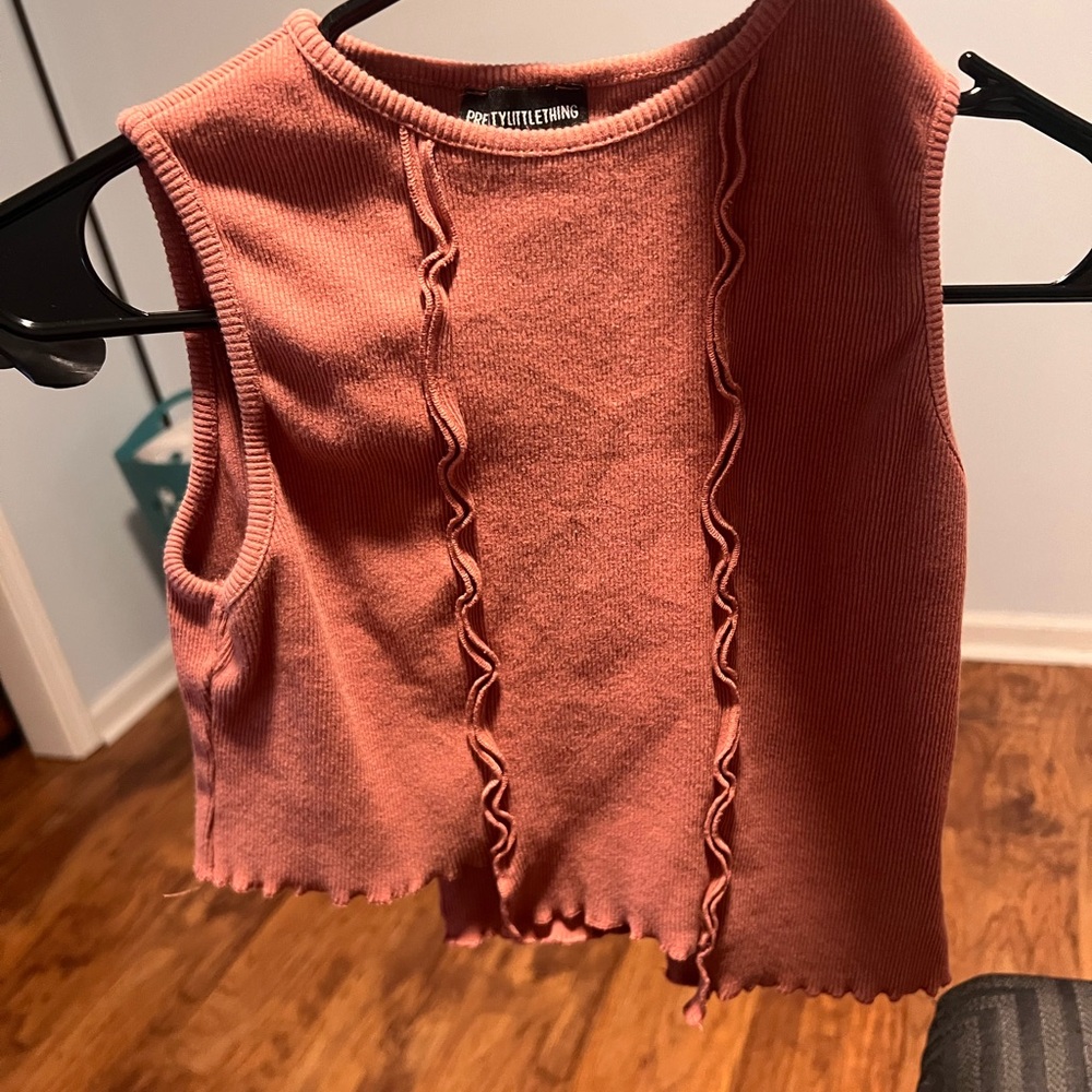 PrettyLittleThing Mauve Ruffle Detail Crop Top